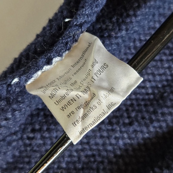 Vintage 1992 Eagle's Eye Morton Salt Girl Hand Knit Pullover Sweater Size M Vtg - Picture 5 of 16